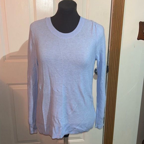 GAP Baby Blue Long Sleeve Sweater Size Medium - Picture 1 of 4